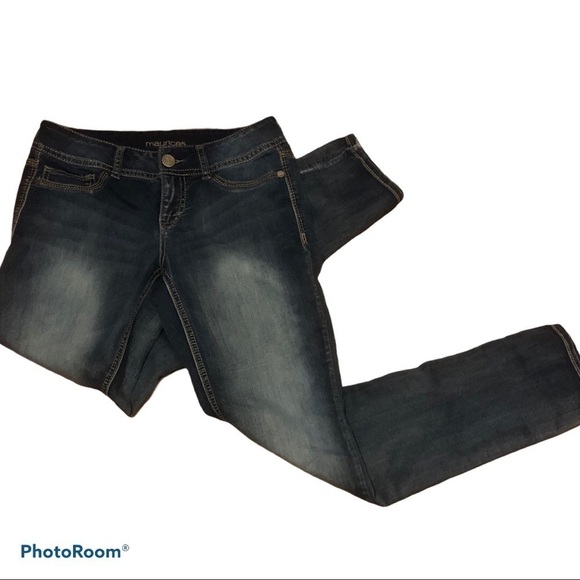 Denim - Maurices Skinny Jeggings - Size 30